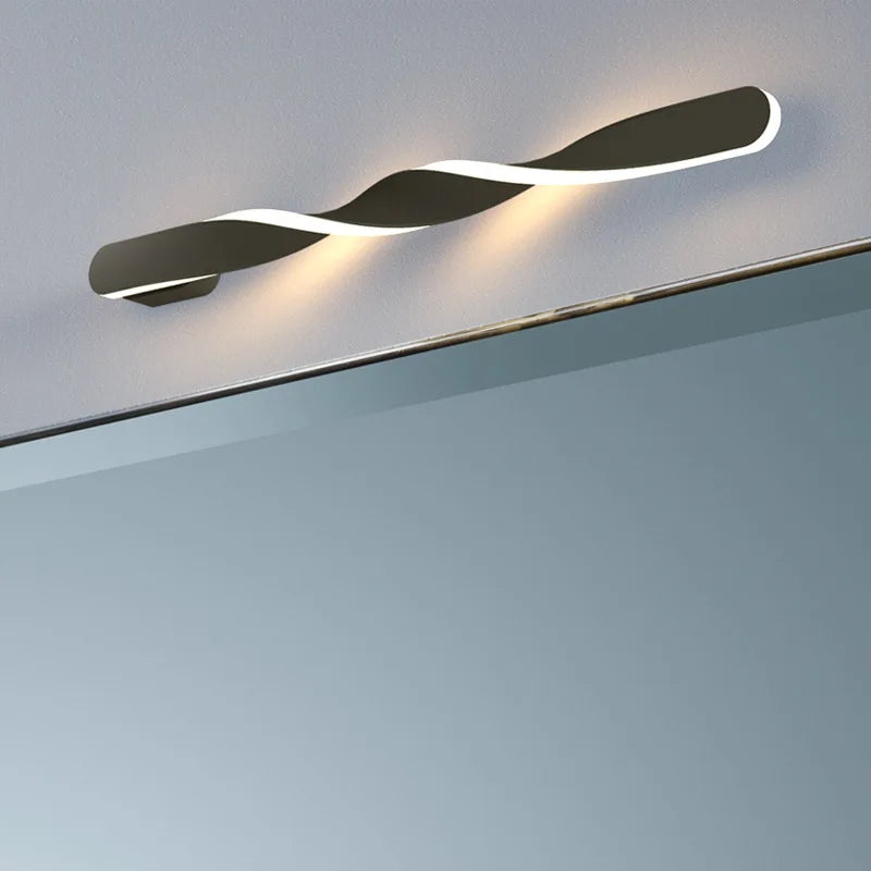 CurveLux - Modern LED Vägglampa i Böjd Design Dimbar Belysning
