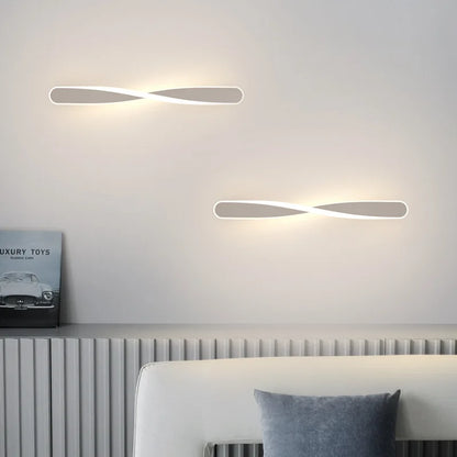 CurveLux - Modern LED Vägglampa i Böjd Design Dimbar Belysning