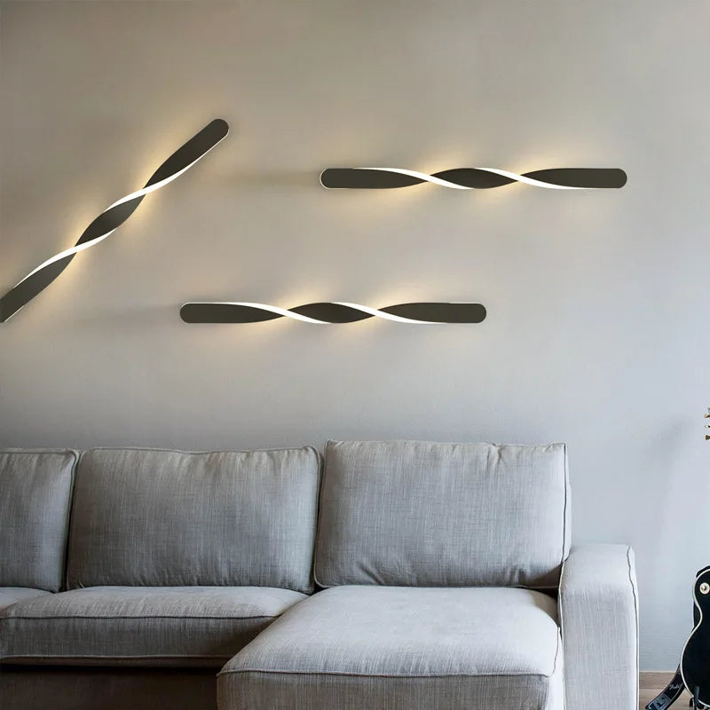 CurveLux - Modern LED Vägglampa i Böjd Design Dimbar Belysning