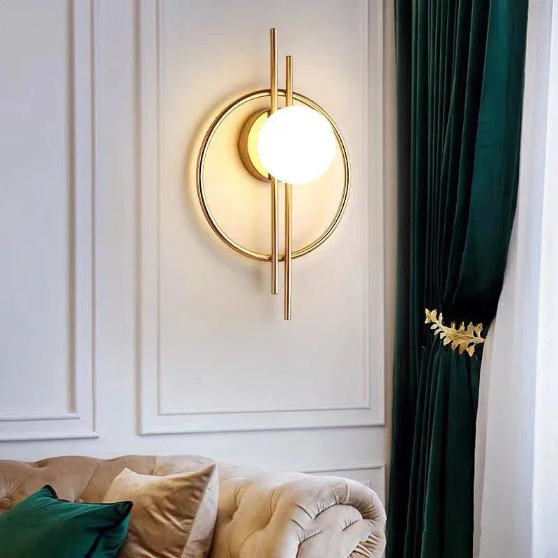 GlobeGlow - Modern LED Vägglampa med Glaskula Stilfull Belysning