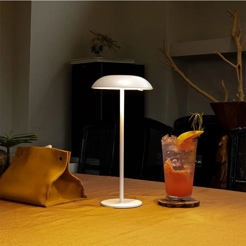 LumiTouch - Trådlös LED Bordslampa med Touch &amp; Dimfunktion, Modern Belysning