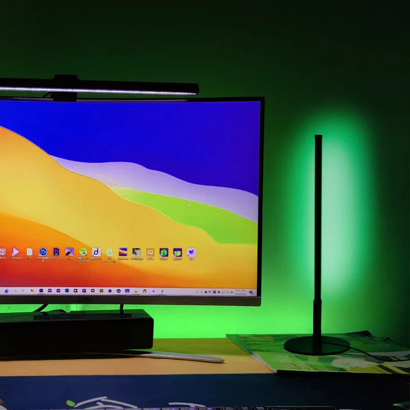 LumiGlow - Modern LED Golvlampa med Rund Fot | RGB Färgförändring & Dimbar