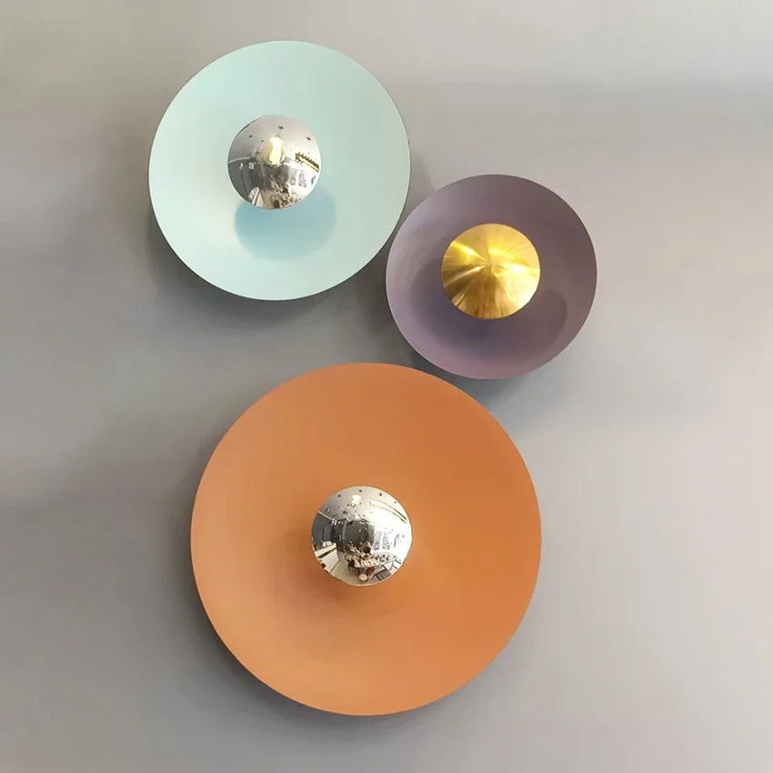 LumiCurve - Modern Rund LED Vägglampa – Stilren Belysning för Varje Rum