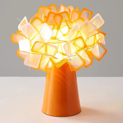 LumiBloom – Dekorativ LED Bordslampa med Unik Design