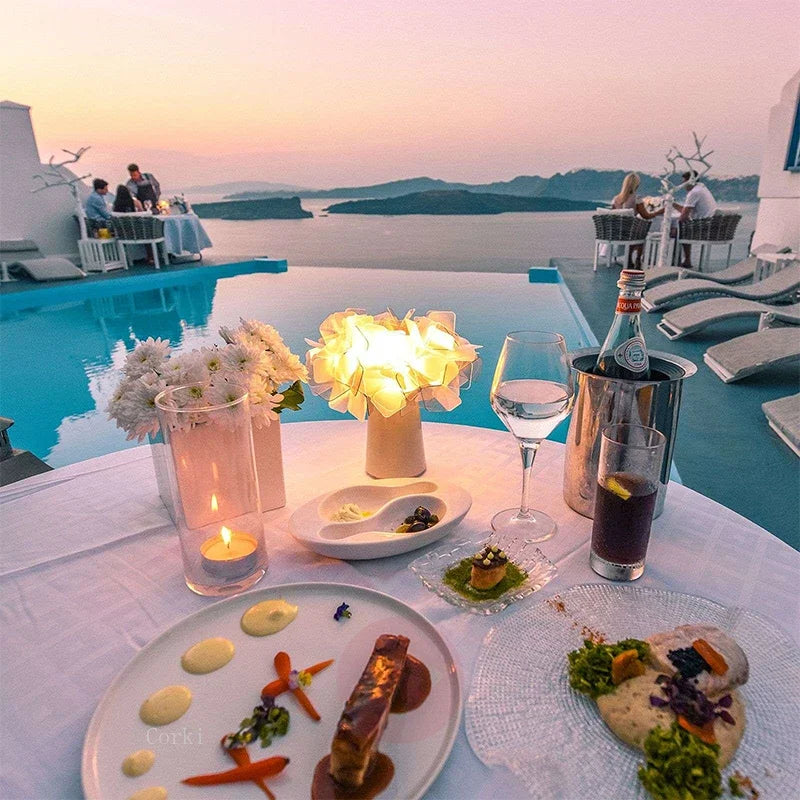 LumiBloom – Dekorativ LED Bordslampa med Unik Design