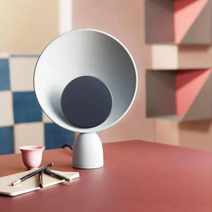 LumiStyle - Modern LED Bordslampa i Minimalistisk Design | Elegant Belysning