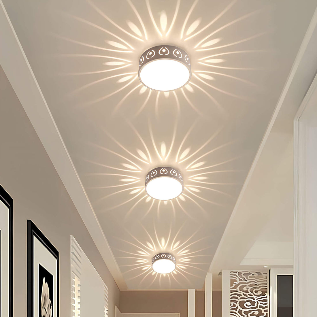 Aurora LED Taklampa - Atmosfärisk Belysning med Eleganta Mönster