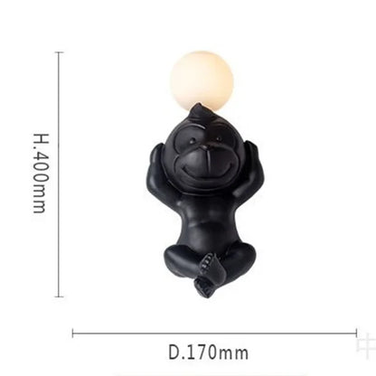 LekfullGlöd - Rolig Apa Vägglampa med Mjölkglas – Dekorativ LED Lampa
