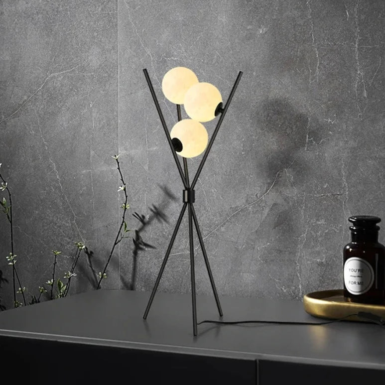 Lunaris | LED-bord- och golvlampa i mån-design