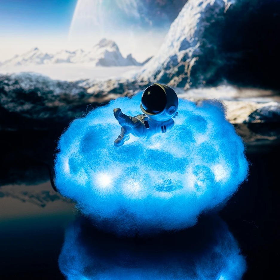 Astronaut Cloud Light Färgändrande Nattlampa för Mysiga Vibes