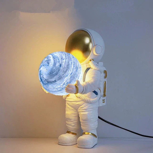 Astronaut LED Bordslampa för Barns Sovrum och Vardagsrumsbelysning