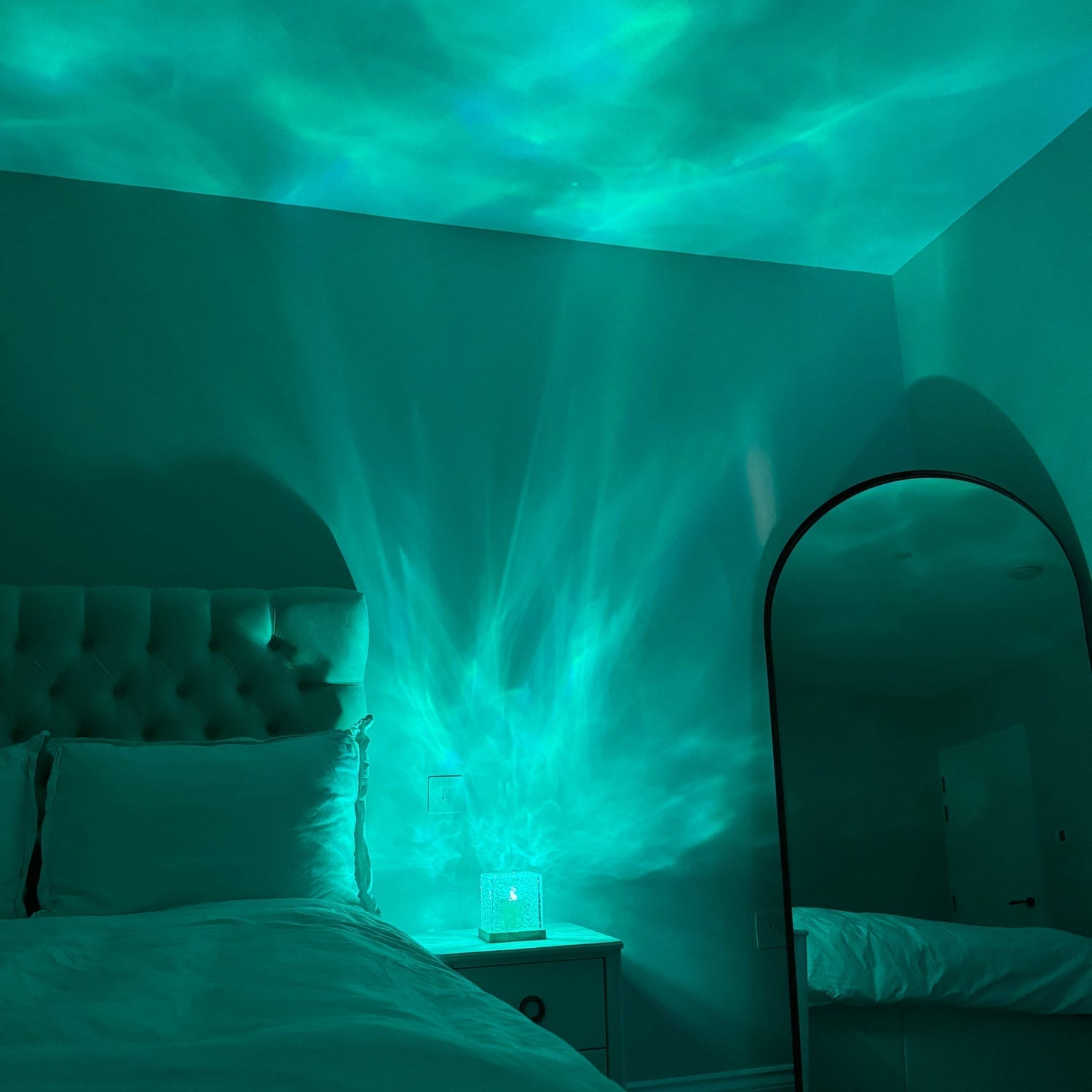 Aurora Borealis Kub Lampa med Prismaljusvisning för Heminredning