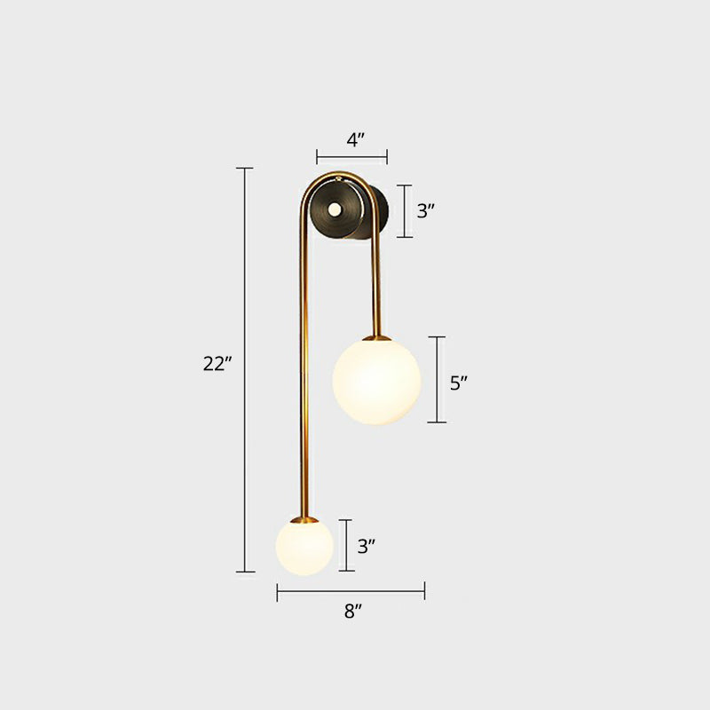 Brass Arc Wall Sconce Två Huvuden Opal Glas Skärm Belysning