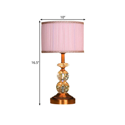 Kristallbordslampa med konisk form och slipade kristallkulor