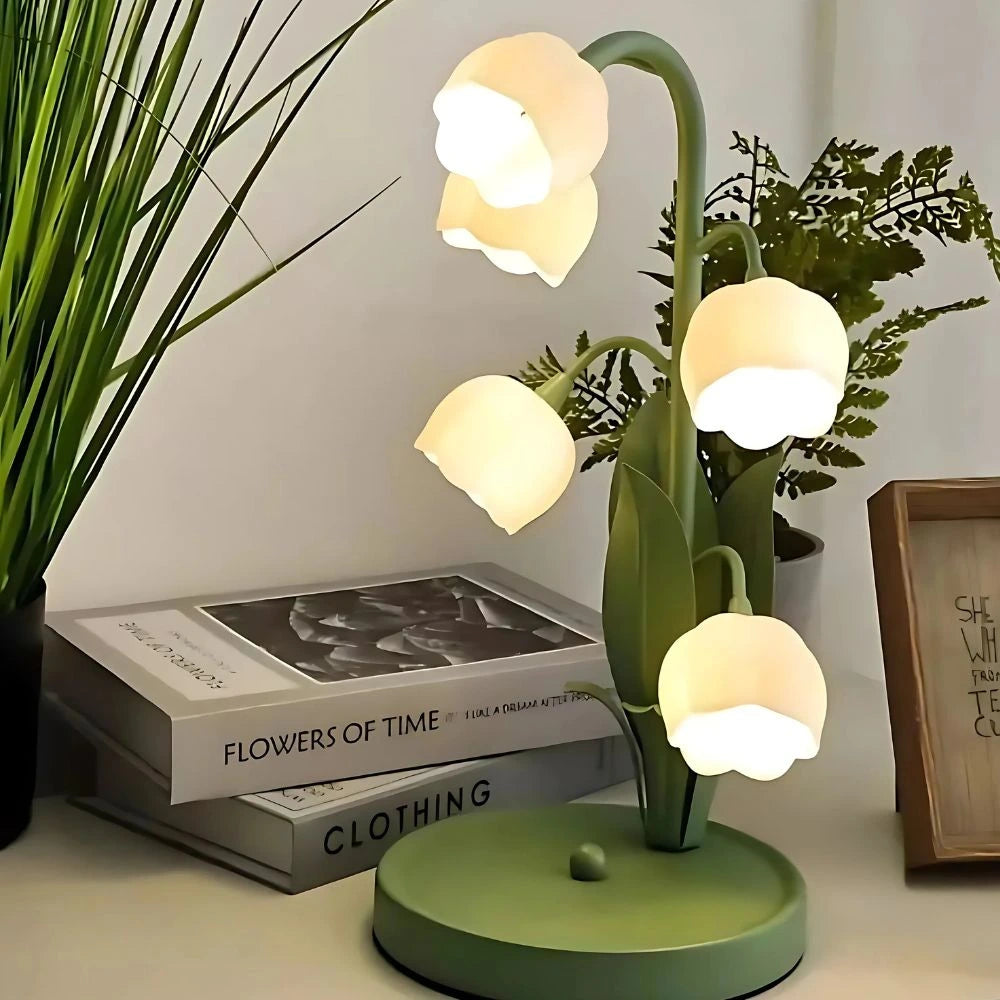 Elegant Bell Orchid Lamp med Mjuk Ljus och Metallisk Finish