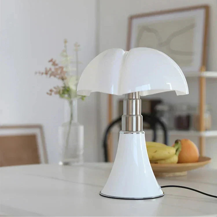 Elegant klassisk belysning lampa med energieffektiv LED-design