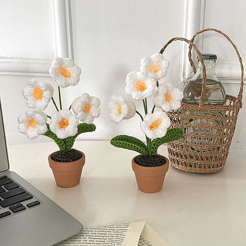 Crochet Blomkruka Dekoration Med Keramisk Bas