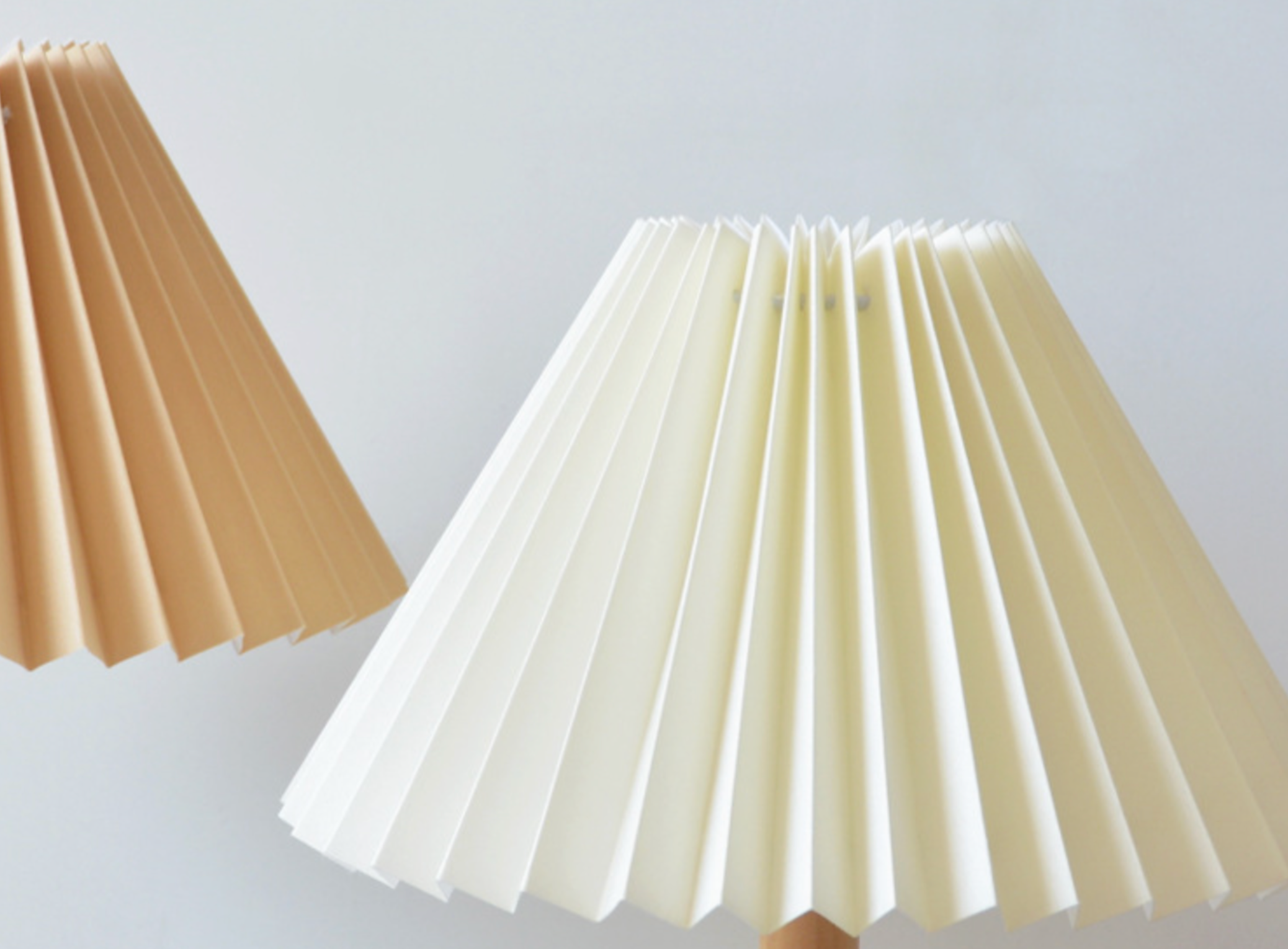 Koreansk Retro Plisserad Bordslampa för Elegant Hembelysning