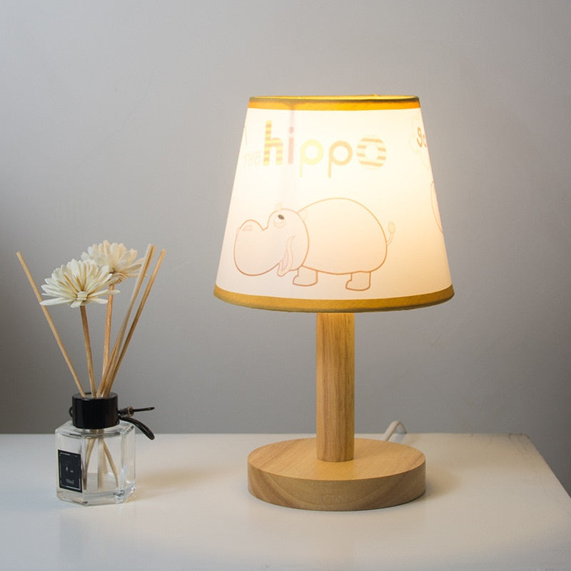Koreansk Retro Plisserad Bordslampa för Elegant Hembelysning