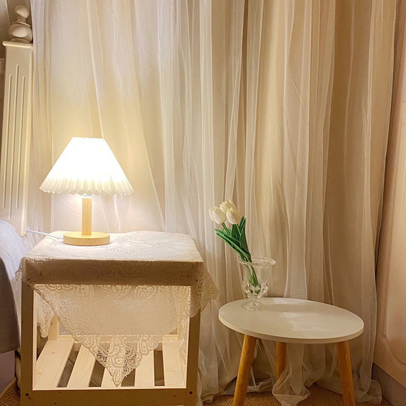 Koreansk Retro Plisserad Bordslampa för Elegant Hembelysning