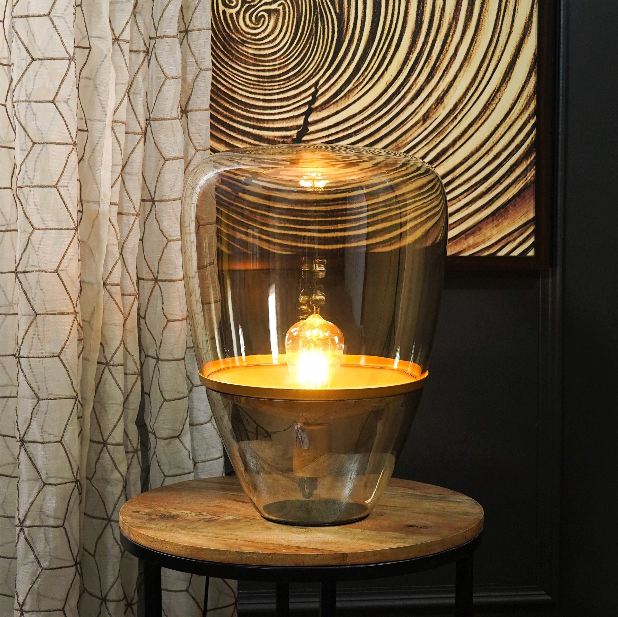 Lyxig glas kon-lampa för elegant inomhusbelysning