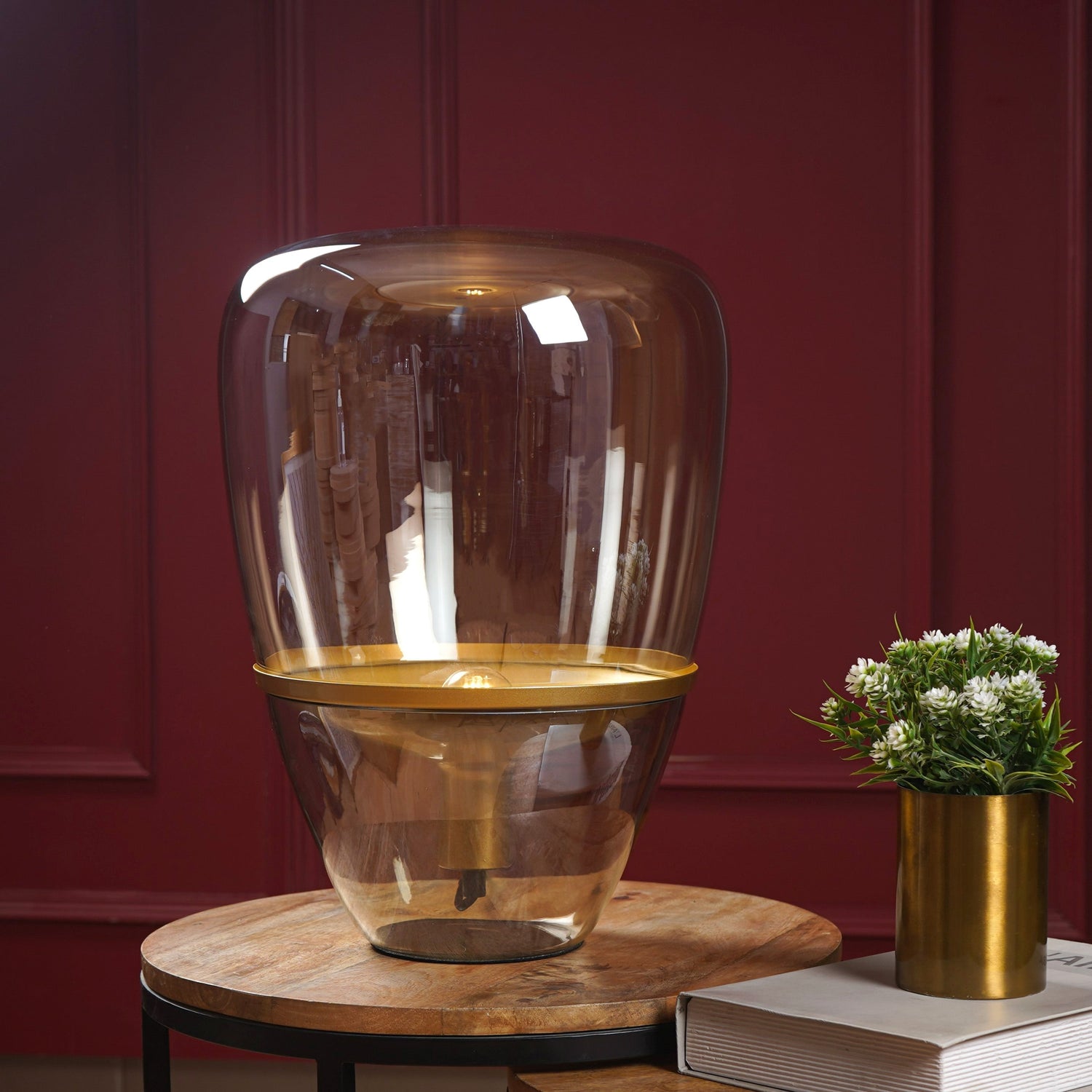 Lyxig glas kon-lampa för elegant inomhusbelysning