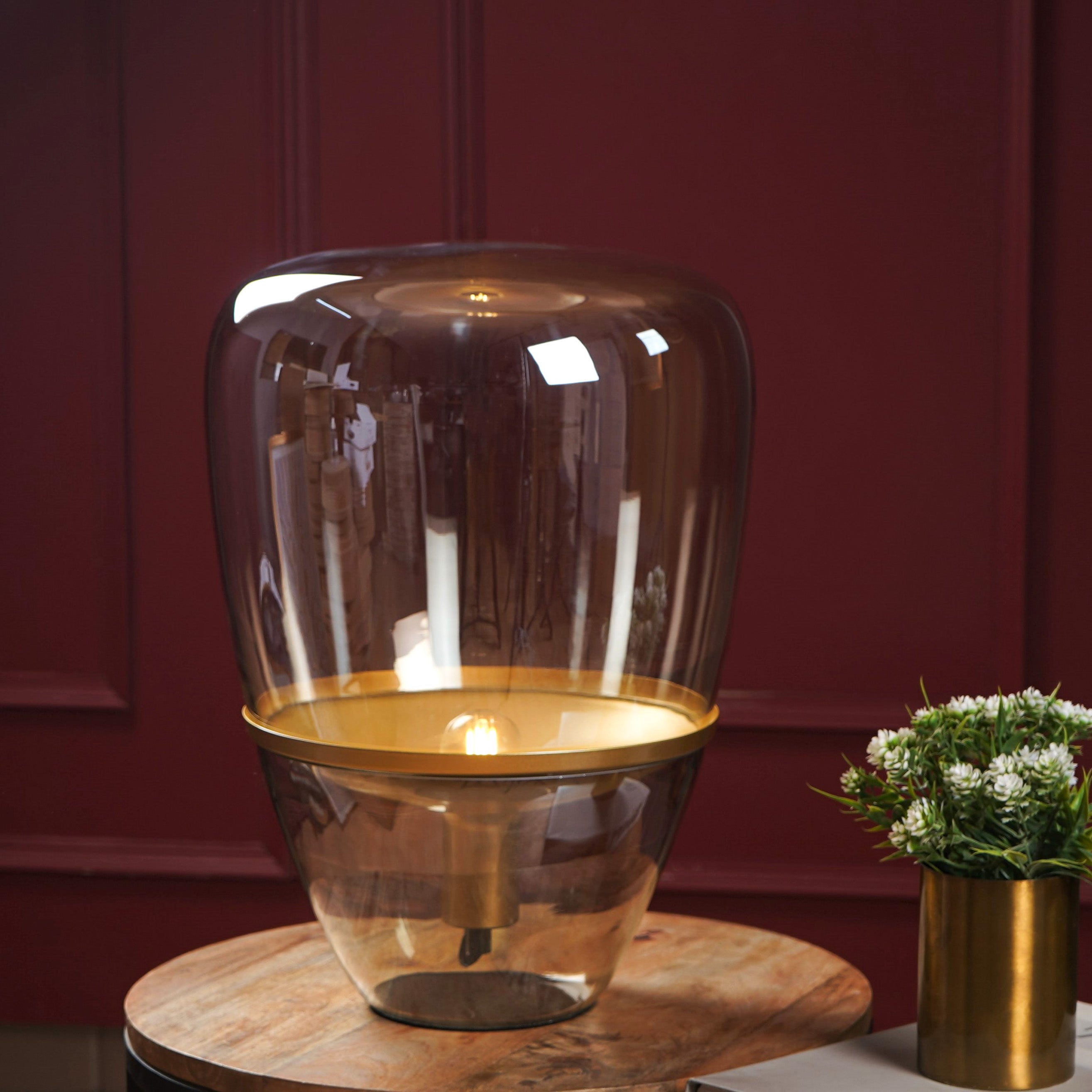 Lyxig glas kon-lampa för elegant inomhusbelysning