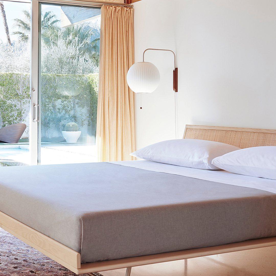 Mid-Century Nelson Vägglampa – Tidlös Designerbelysning