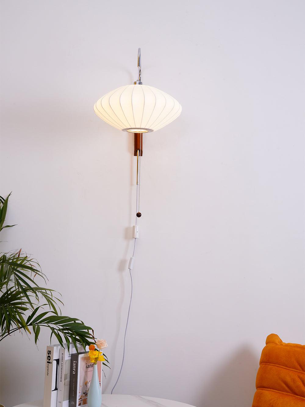 Mid-Century Nelson Vägglampa – Tidlös Designerbelysning