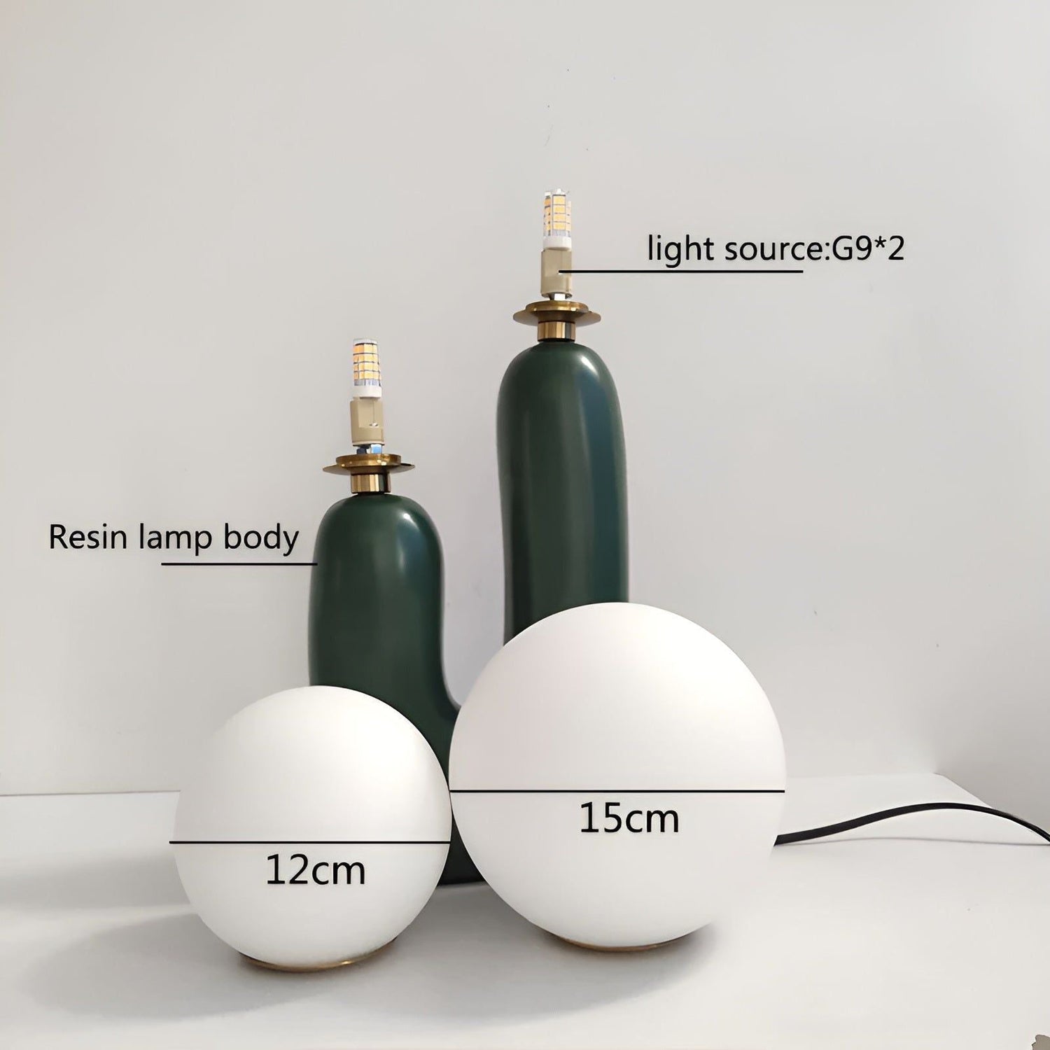 TwinGlow - Kreativ nordisk bordslampa med dubbla frostat glasbollar
