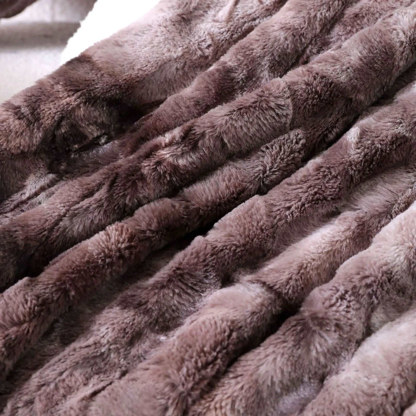 Carvallo – Dubbel-Lager Fluffy Sängöverkast med Lyxig Komfort