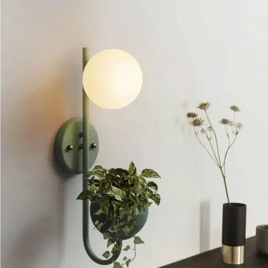 NordicGlow Växt - LED Vägglampa med Växtställ - Minimalistisk Lampa