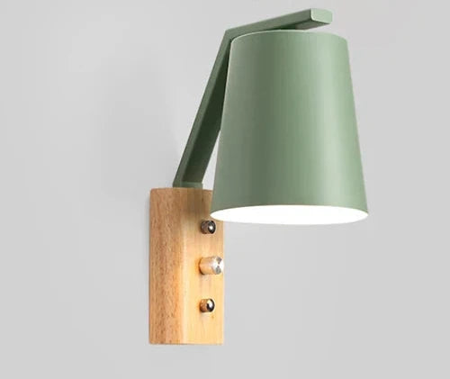 WoodLume – Modern LED Vägglampa i Trä för Vardagsrum och Sovrum