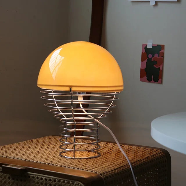 LumeSphere – Glaskeramisk Bordslampa med Skandinaviskt Design