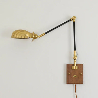 LightCraft - Justerbar Vintage Vägglampa i Mässing och Trä