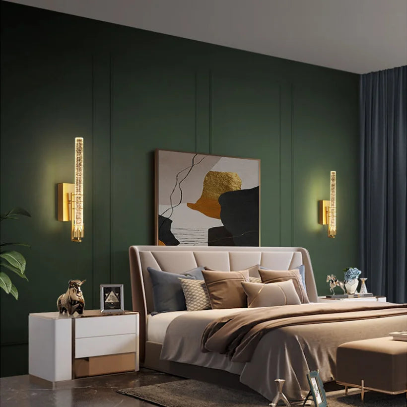 CrystalGold - Elegant LED Vägglampa i Guld Med Kristaller För Vardagsrum &amp; Sovrum