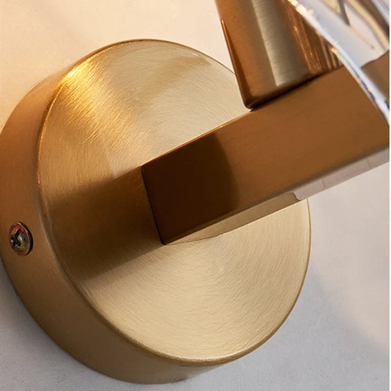 CoralGlimmer – Modern LED Vägglampa i Snäckformad Glasdesign