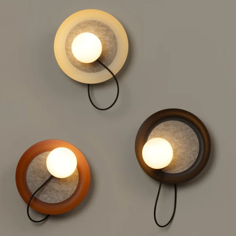 NordicGlow - LED Vägglampa med Glaskula Modern Belysning