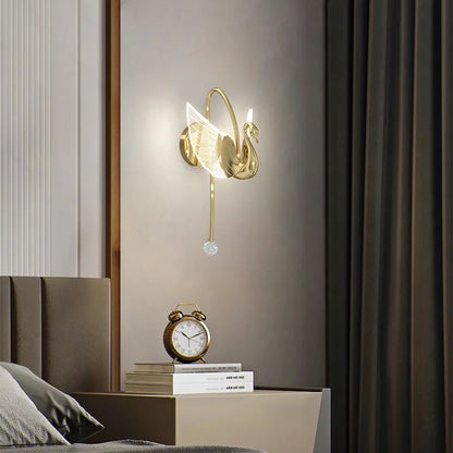SwanGlow - Gyllene Svanelampa Modern LED Belysning