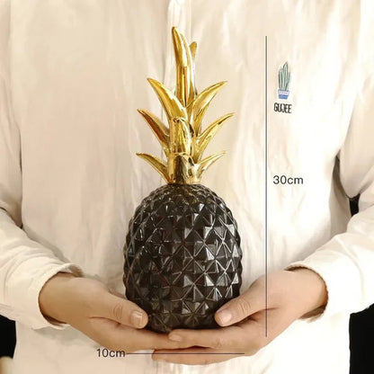 PineGlow - Elegant Ananas Skulptur till Raffinerade Rum