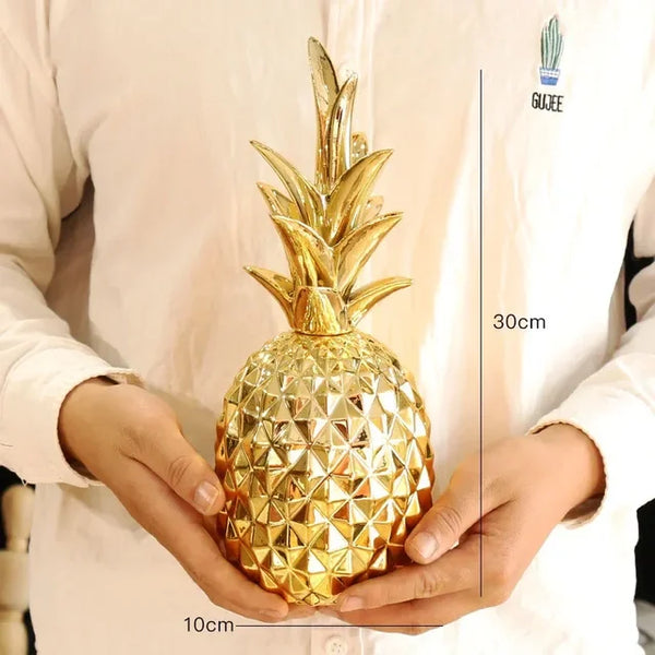 PineGlow - Elegant Ananas Skulptur till Raffinerade Rum