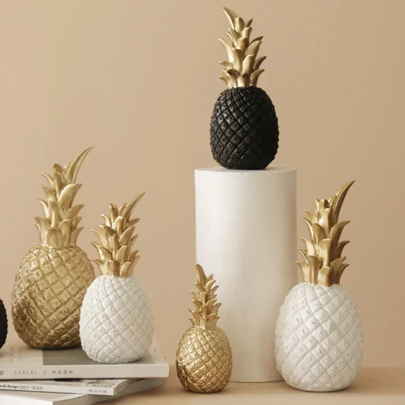PineGlow - Elegant Ananas Skulptur till Raffinerade Rum