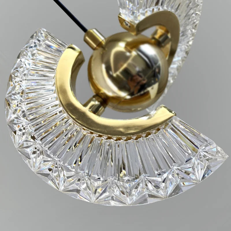 CrystalGlow - Elegant Kristall Vägglampa i Nordisk Stil – Justerbar LED Lampa