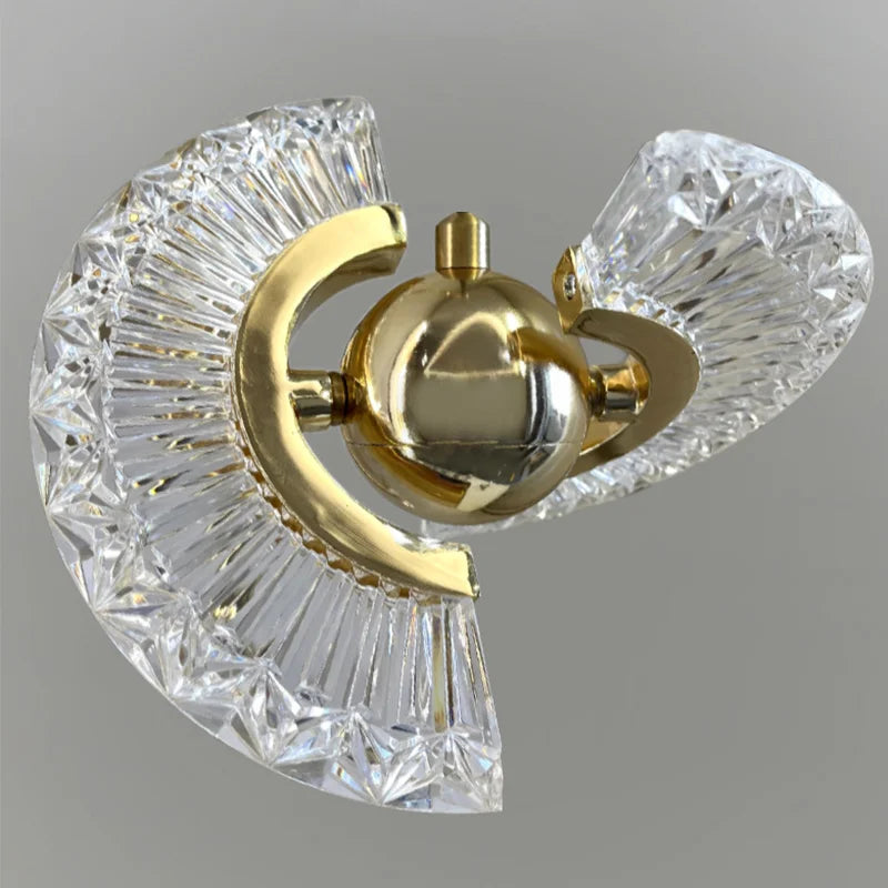 CrystalGlow - Elegant Kristall Vägglampa i Nordisk Stil – Justerbar LED Lampa