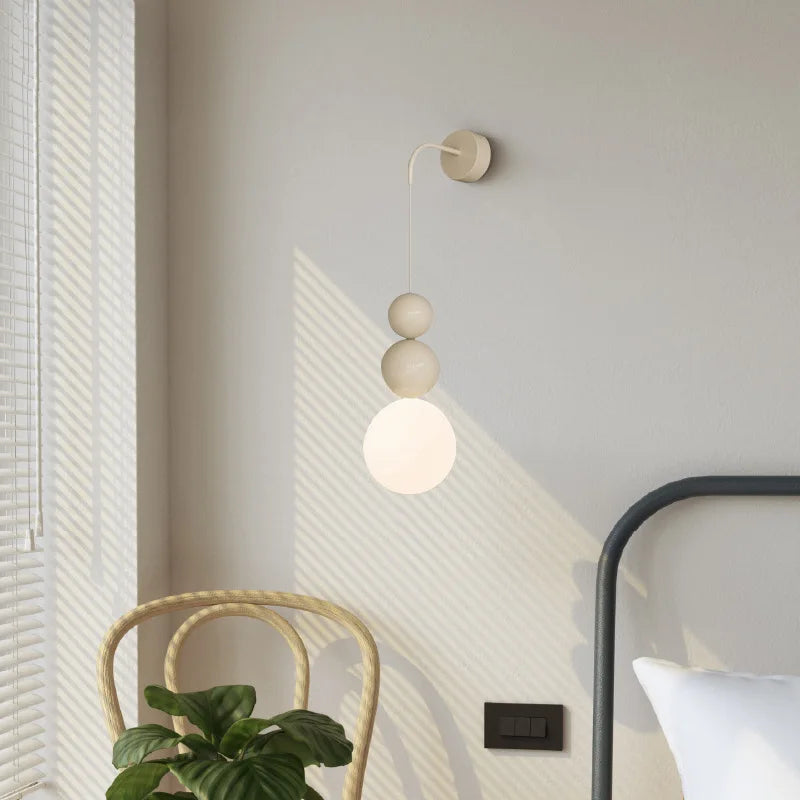 Carvallo – Modern Orb-vägglampa med elegant design och fantastisk glöd