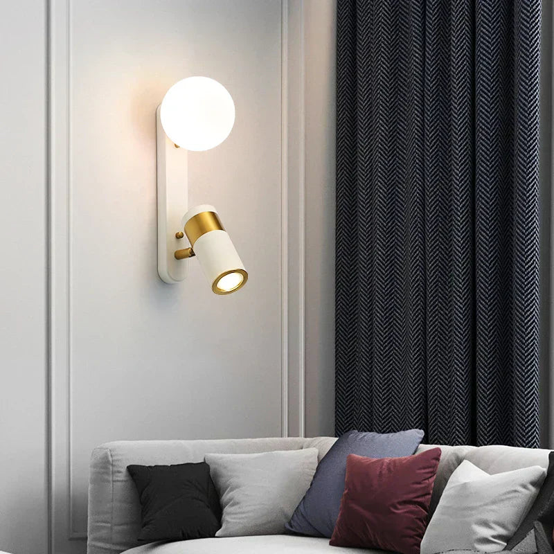 GlowLine – Minimalistisk nordisk LED-vägglampa för sovrum och vardagsrum