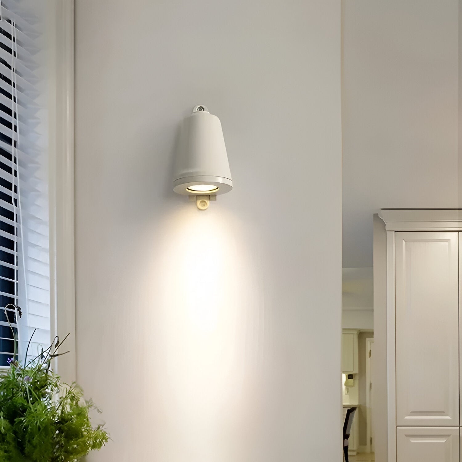 Minimalistisk LED-utomhusvägglampa i aluminium – väderbeständig