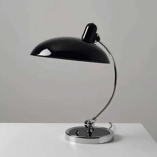 NordicGlow - Minimalistisk skandinavisk bordslampa med elegant design för vilket rum som helst