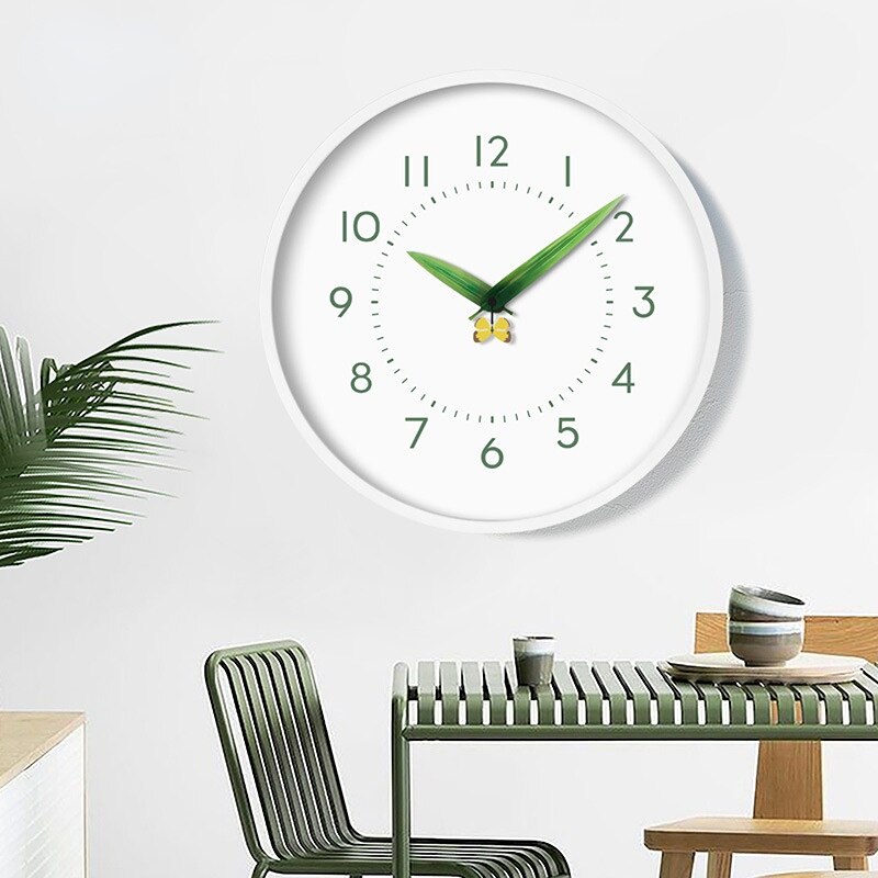 Modern väggklocka | Design med fågel i naturträ | Tyst drift | Enkel installation | Brick by Brick