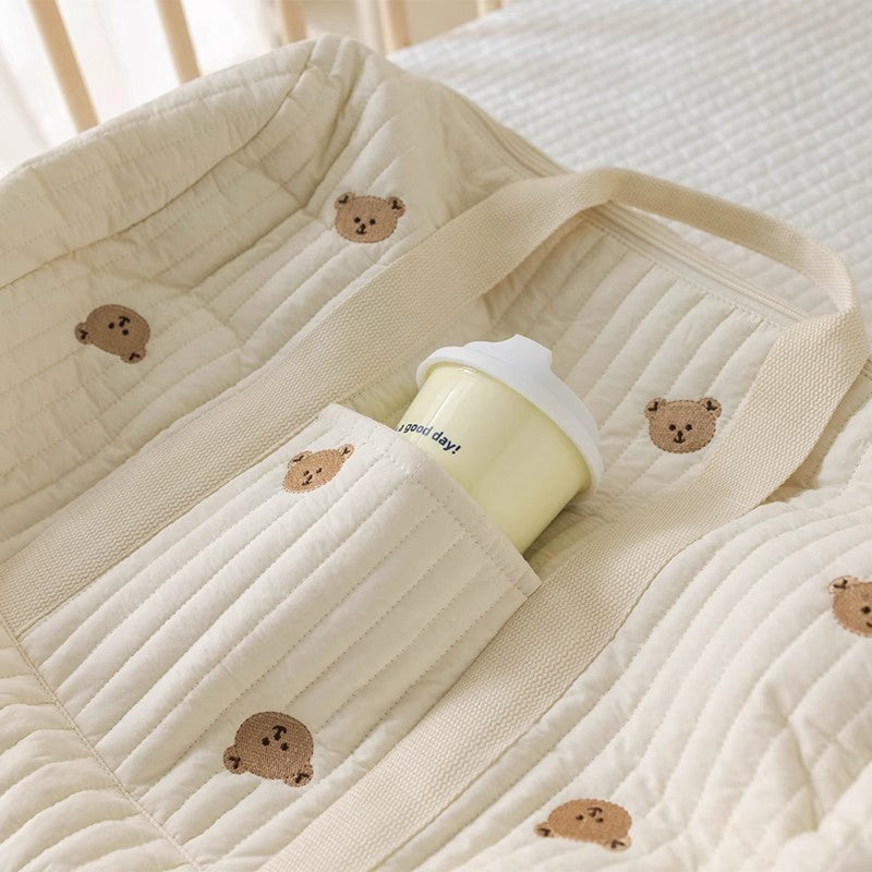 Stor mamma babyväska - plats för allt vad mammor behöver!